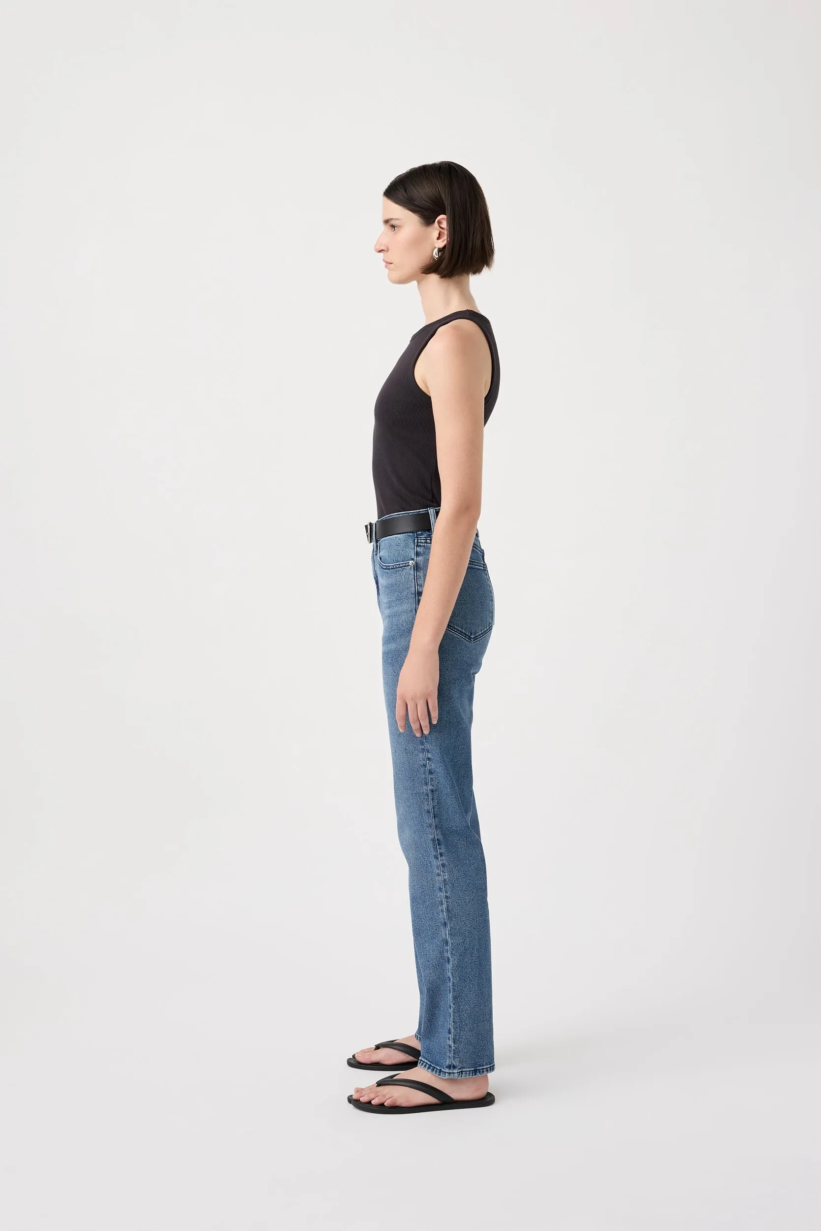 Zoe High Straight Jean